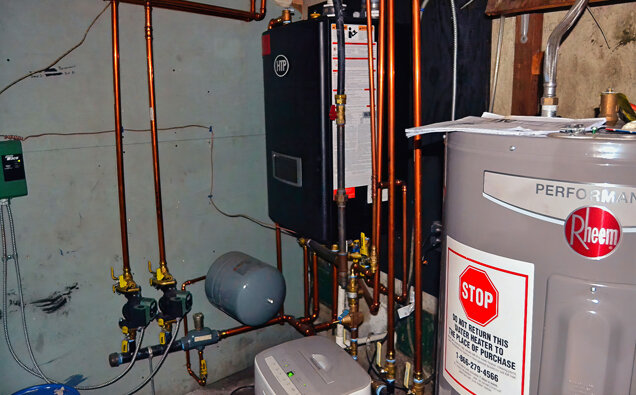https://armadalehotwater.com.au/uploads/2025/06/electric-hot-water-system-58729.jpg