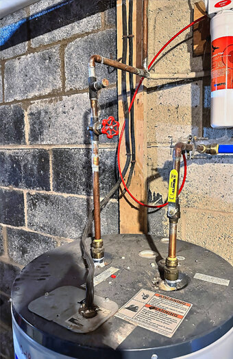 https://armadalehotwater.com.au/uploads/2025/06/gas-hot-water-system-52140.jpg