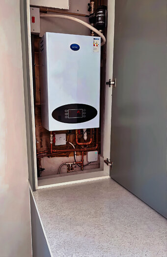 https://armadalehotwater.com.au/uploads/2025/06/instant-hot-water-systems-44293.jpg